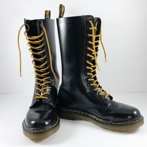 Dr. Martens 1914 Boots